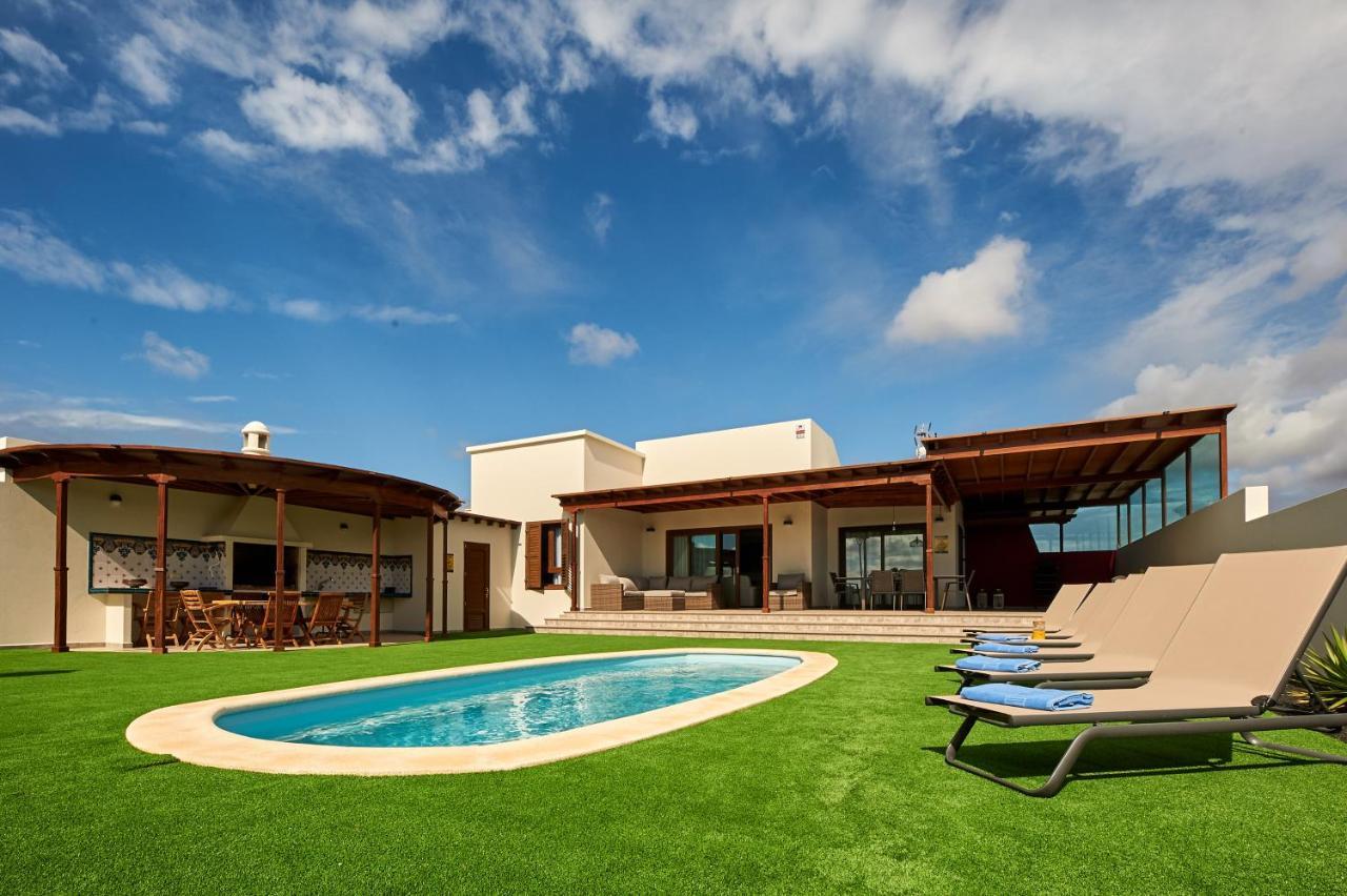 Las Caletas Village Playa Blanca Exterior photo